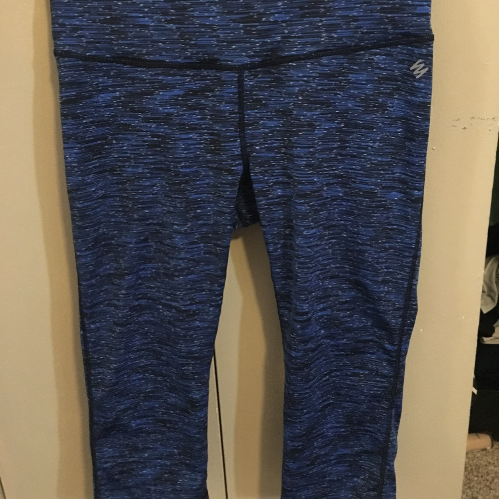 Blue Cropped Athletic Leggings